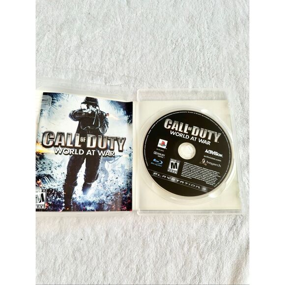Call of Duty: World at War - PlayStation 3 - Picture 2 of 2